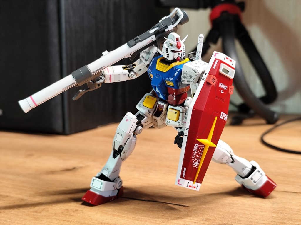 モデルは非常に快適ですが、壊れやすいです。