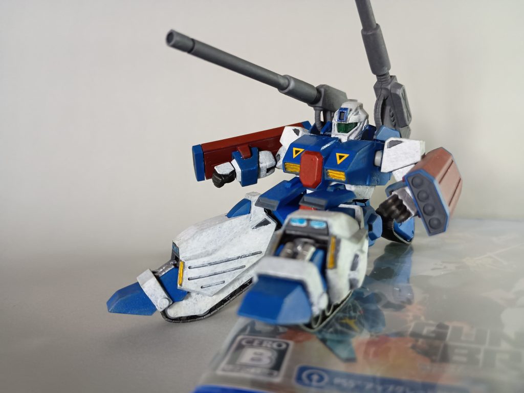 以上、1/100ガンタンクR-44のご紹介でした。子供の頃は小さくて微妙だな〜などと思っていましたが、改めて組んでみると印象がガラリと変わりました。今年もまた楽しい模型ライフが送れそうです。それじゃ、今年もよろしくお願いします！