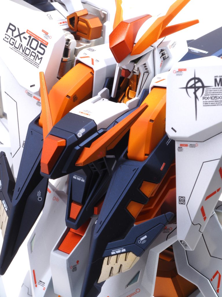 黄色(オレンジ)部はハイライト白に黄色+クリア赤で塗布