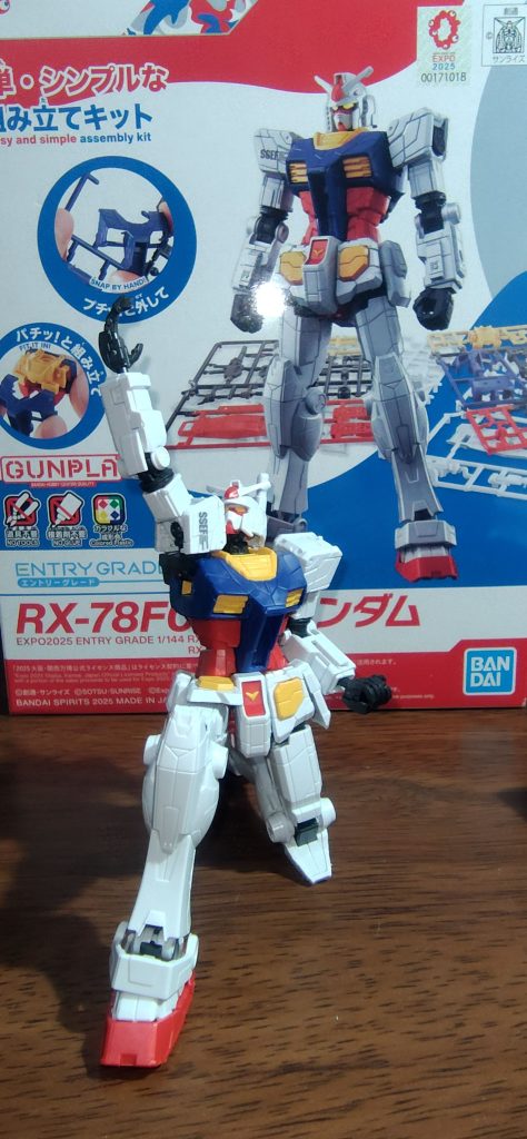 グラスフェザー非装備形態、同じEGガンダムに比べてディティールが細かいです