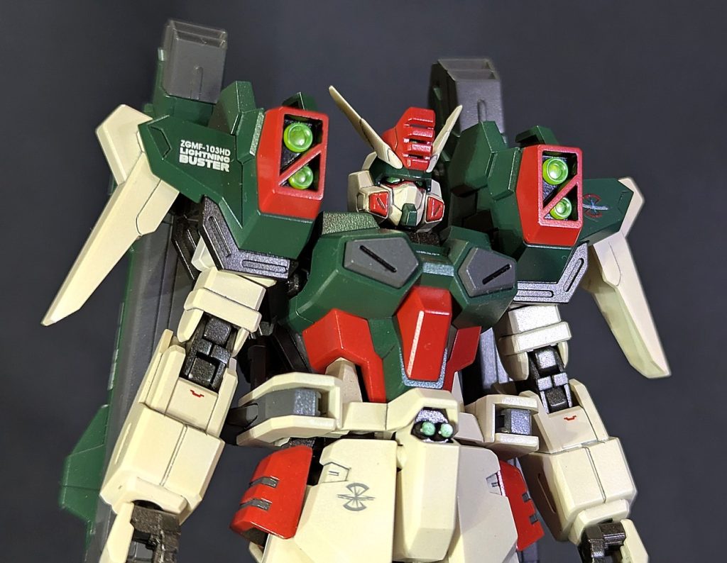 （武装の少ないMSは撮影が難しい…背部砲、肩部に固定しづらい。腰部ビーム砲持たせにくい）