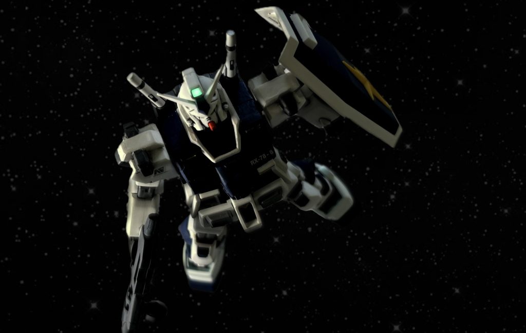 これがオリジナルストーリー小説の1話の初めに載る予定のデジラマです。宇宙空間でのテスト飛行のシーンです。