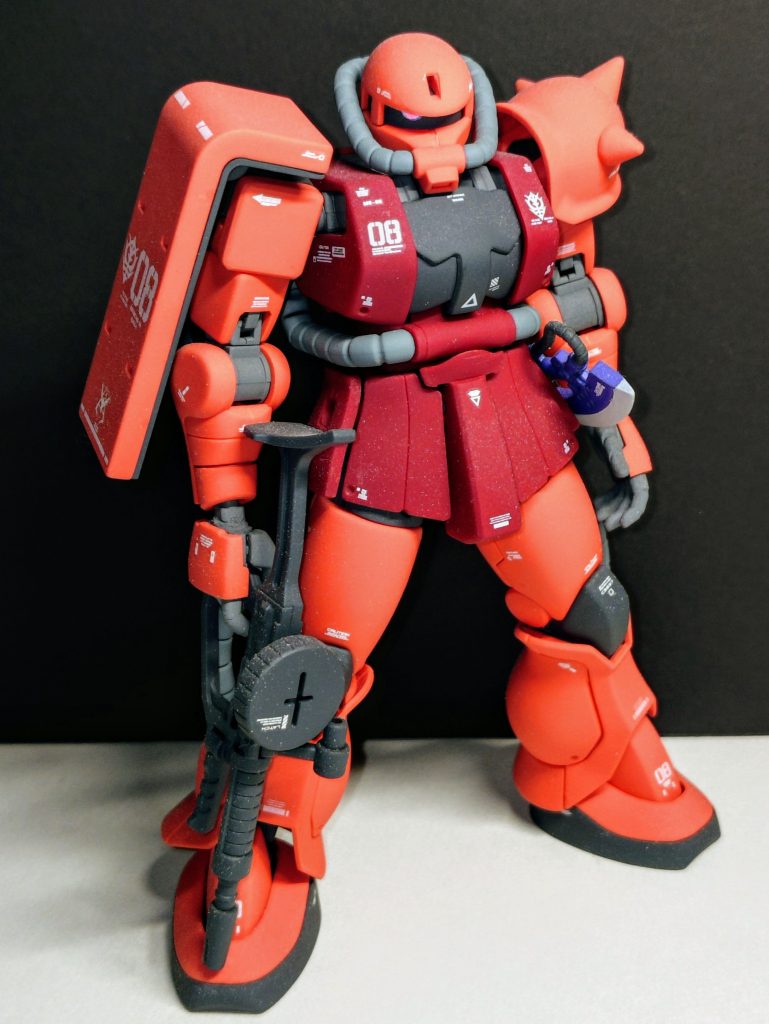 原型色が鮮やかなので、こちらも原型色仕上げでシンプルにしました。