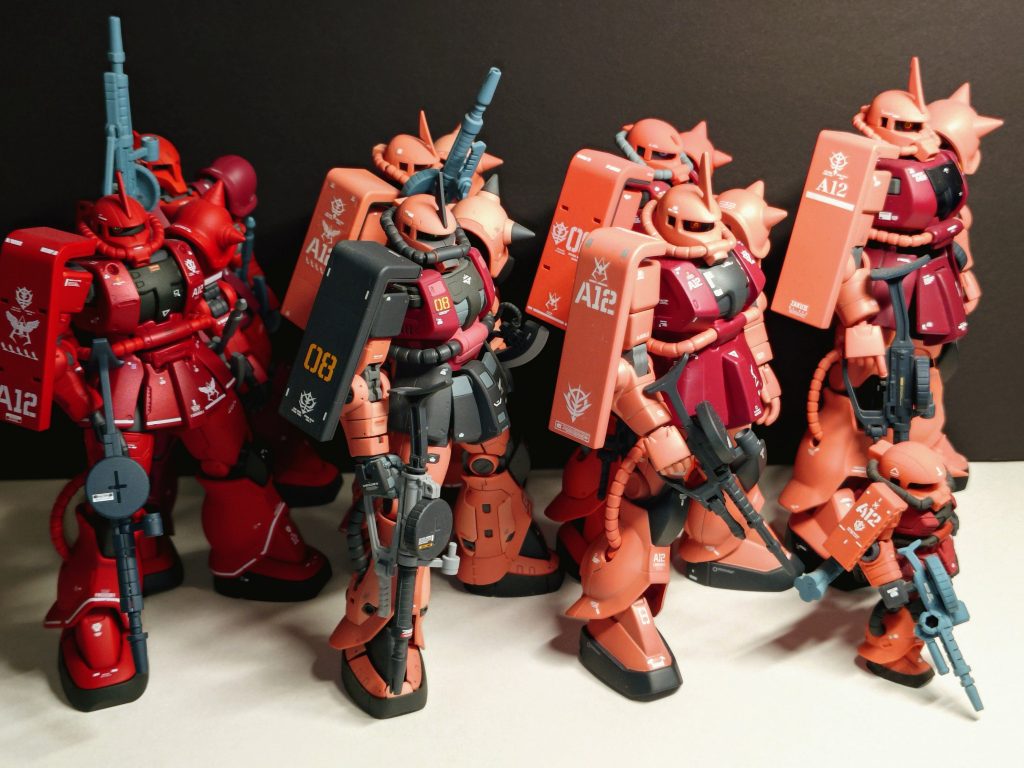 紅白第４弾は、自宅にあるシャアザク集めましたwシャアザクって飽きませんwご覧いただきありがとうございました！！