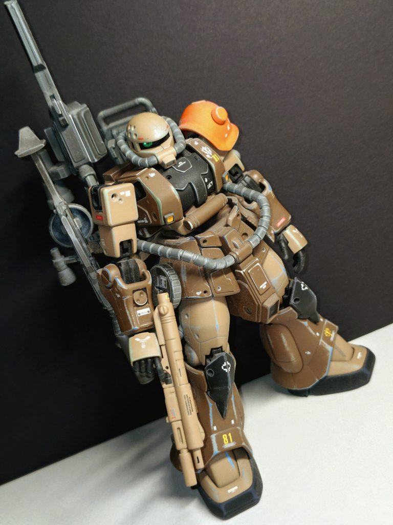 ザクカスタム（リーダー機）　胸　肩周りはリバイブで他はプロトタイプグフやプラ板で製作してます。