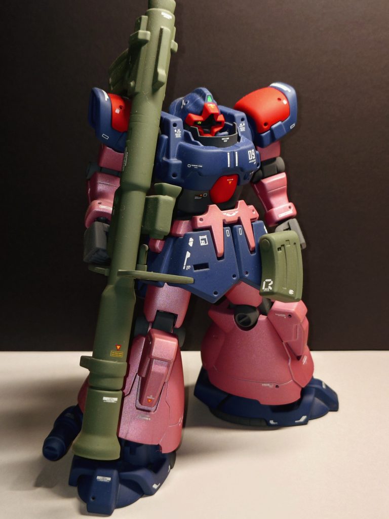 トローペンはかなりの難物でしたw機会があればまた投稿させていただきますw&nbsp;紅白最終投稿をご覧いただきありがとうございました。作法は我流でアラもたくさんありますが、来年もあたたかい目でご覧いただけたらと思います。皆さん、ガンプラお疲れ様でした！！