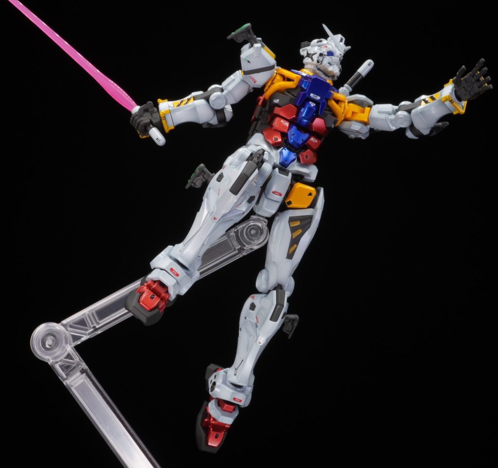 左手しか平手が無かったので、逆向きの構えポーズです。