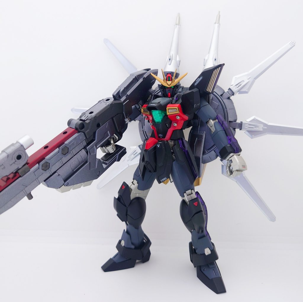 ロングライフルを装備した姿がお気に入りです。