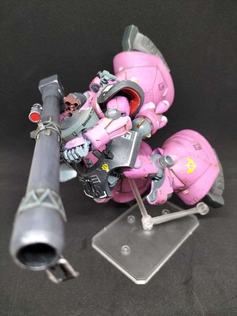 膝関節を水性ホビーカラーで塗ったら固まって動かなくなりました（泣）