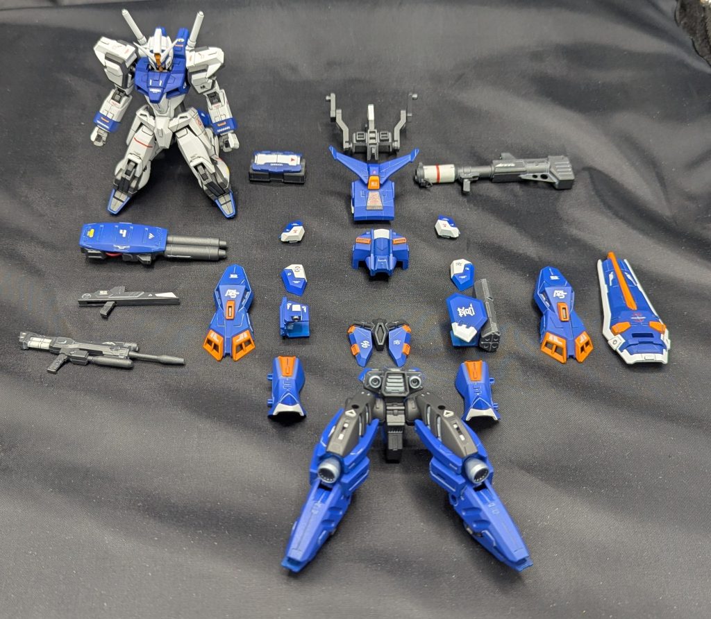 アサルトシュラウドの構成はこのような形になっています。使用したデカールは先日発売したSEED FREEDOMのものを中心に30mmレーベル、コトブキヤ、サテライトデカール等を使用しました。