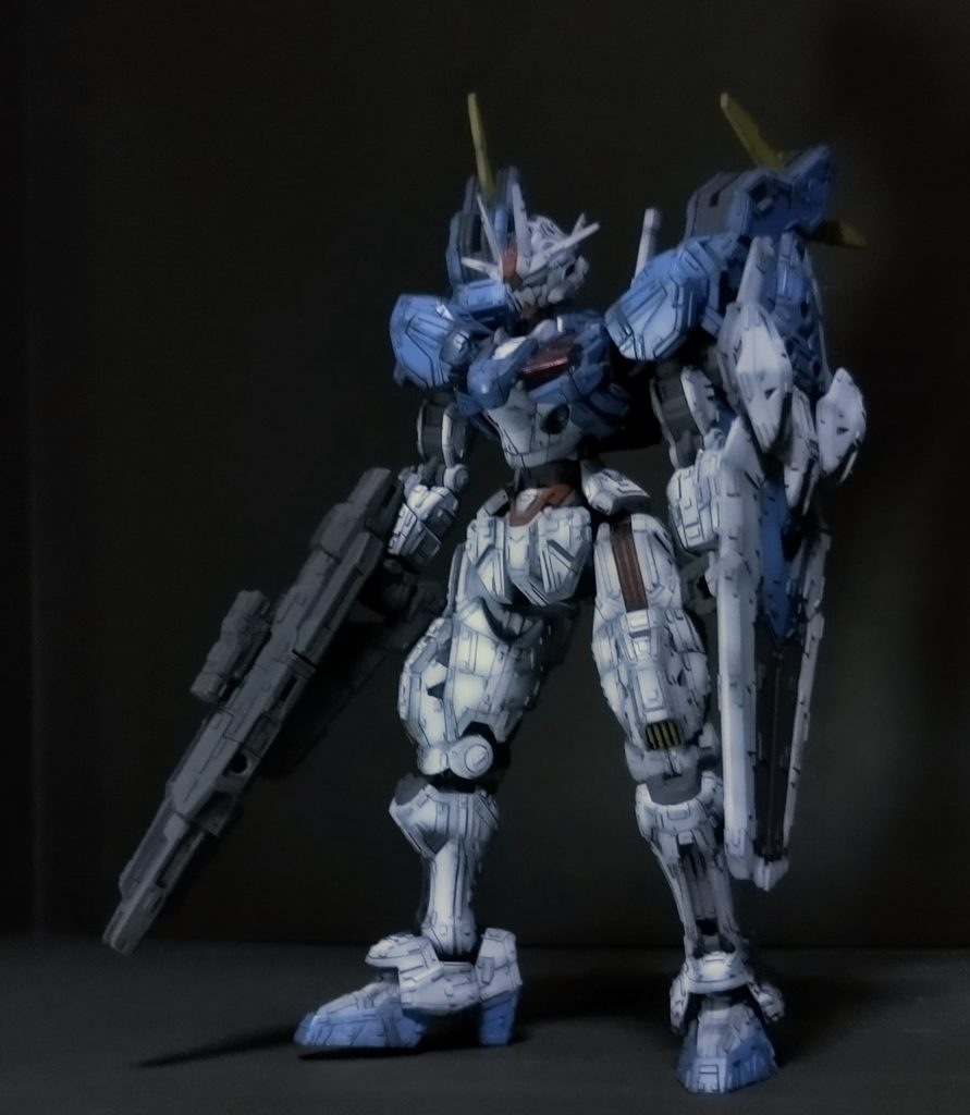 今回の塗装のポイントは出来る限り明暗をハッキリさせるように塗装しました。