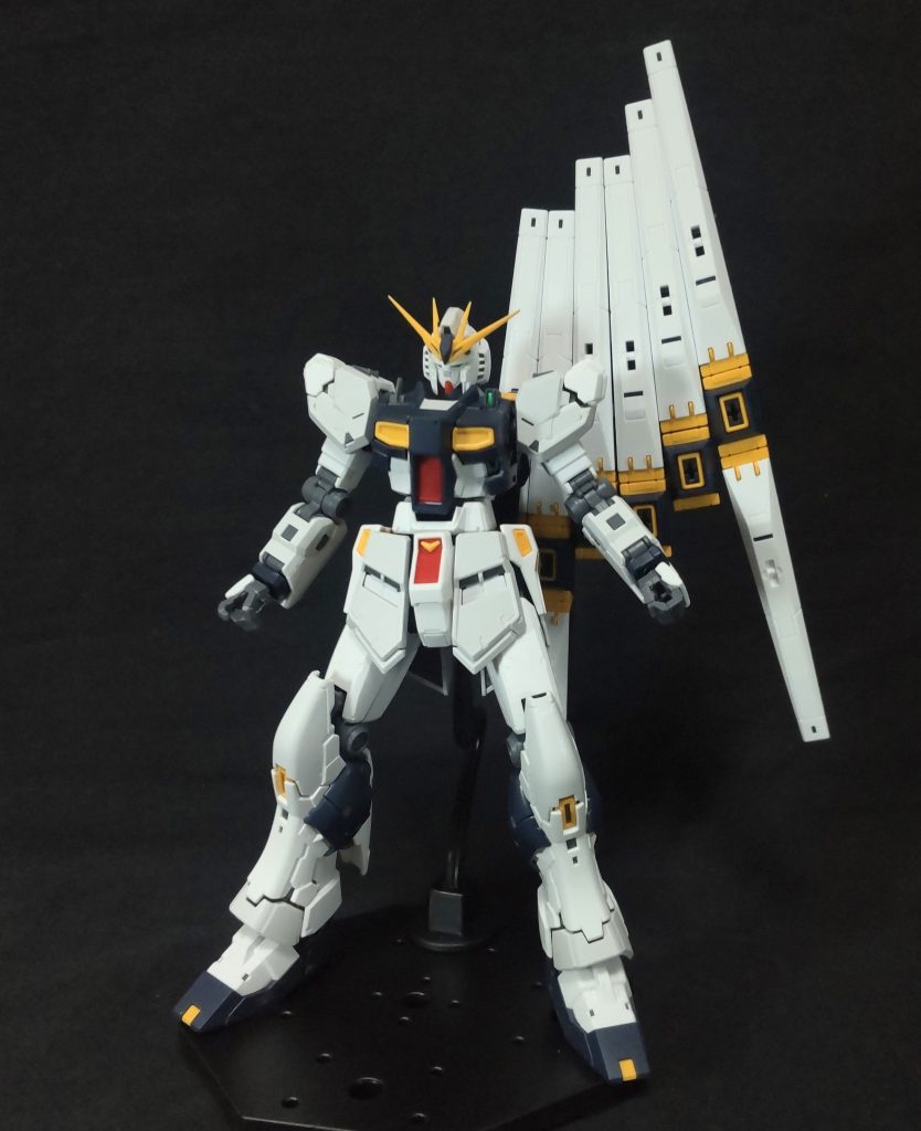 しかしRGνガンダムDは混乱している❗️RGνガンダムDはヘンテコな踊りを踊った。しかし何も起こらなかった。RGνガンダムDは、ボーっとしている。RGνガンダムDは、怯えている。RGνガンダムDは、仲間を呼んだ❗️。しかし助けは来なかった。・RGνガンダムDは、我に返った。RGνガンダムDは、仲間を呼んだ❗️。・なんと、SDサザビーFFが現れた❗️。