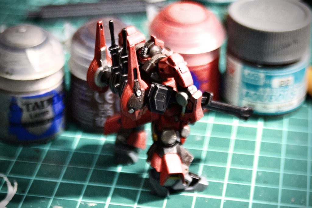 アーティファクトはどれもこれもですが今回も一部接着しています。