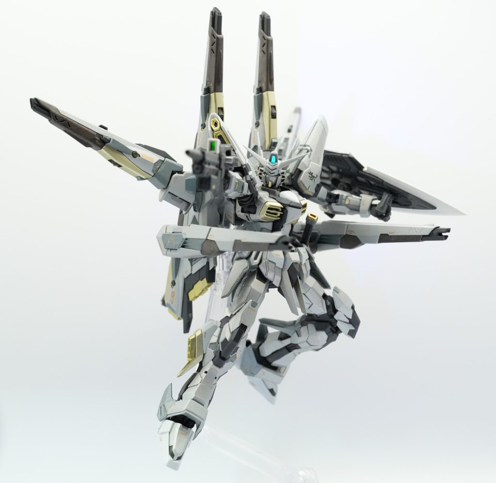 アカツキガンダム シラヌイパック雪式–3枚目/制作者：@Mal_i03