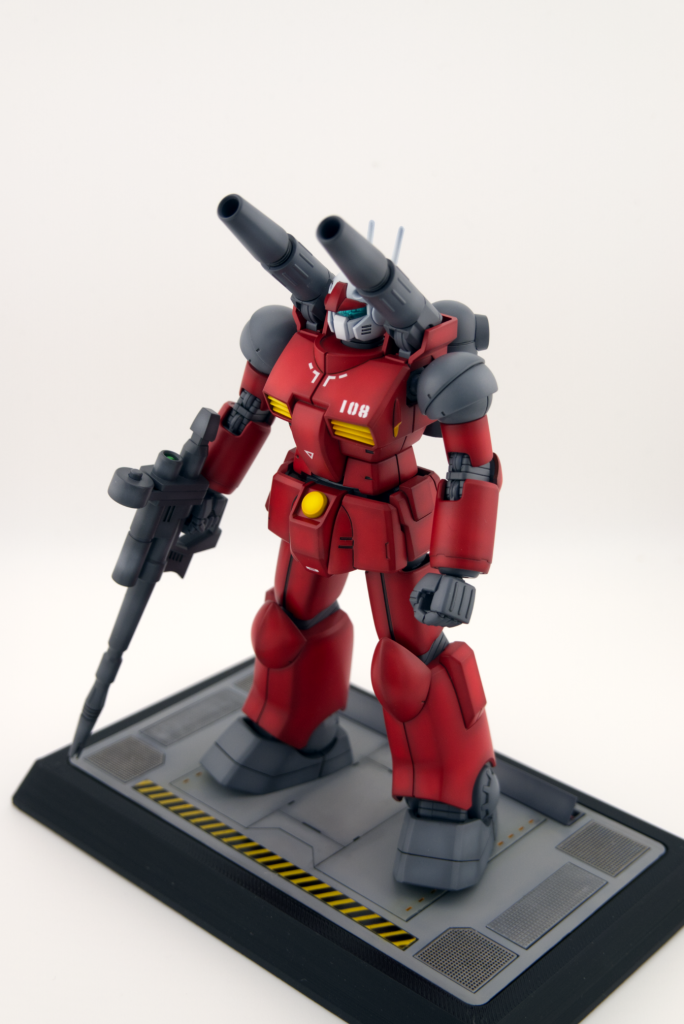 派手な装飾や改造があまり好きではないので、全体的に落ち着いていてリアルな感じのグラデーション塗装を目指しました