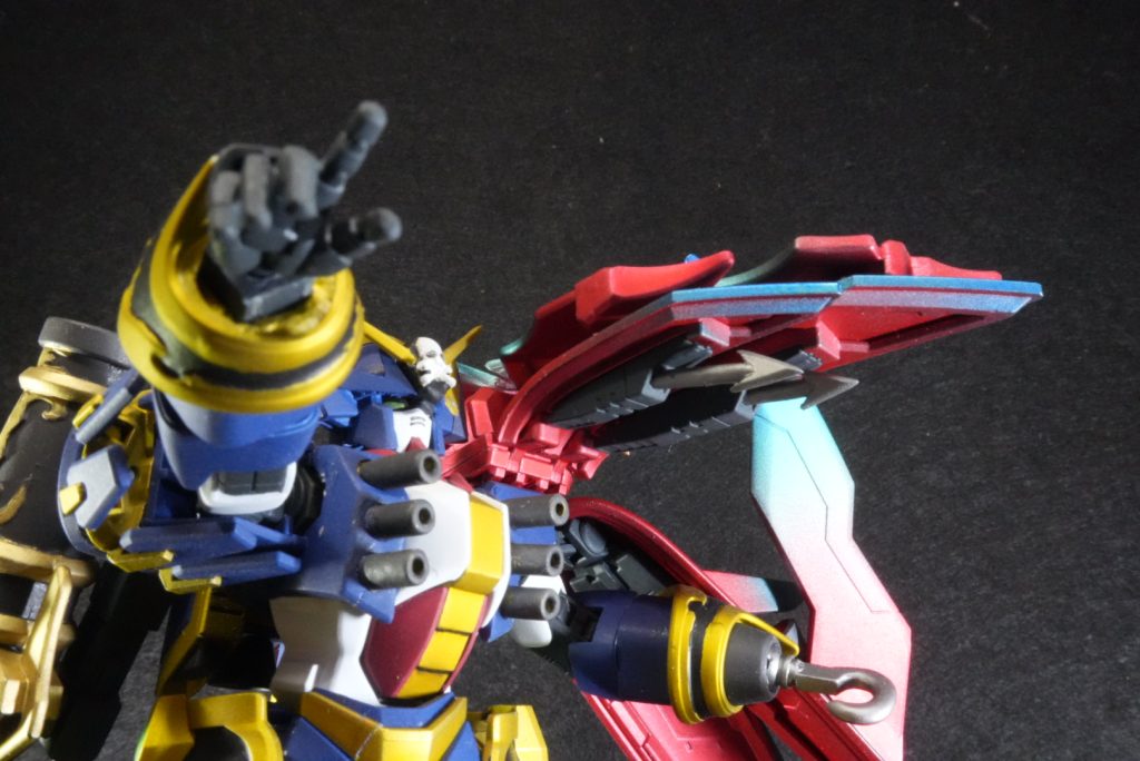 ガンダムローズの最大の特徴であるローゼスビット。海賊っぽく無いという理由で廃止。代わりに船乗りということで銛に変更してみました。「ハープーンビット」とでも名付けましょうか。相手を拘束したり刺したらそのまま爆破させる、みたいな使い方を妄想してます。あれ？ビット要素ない…？