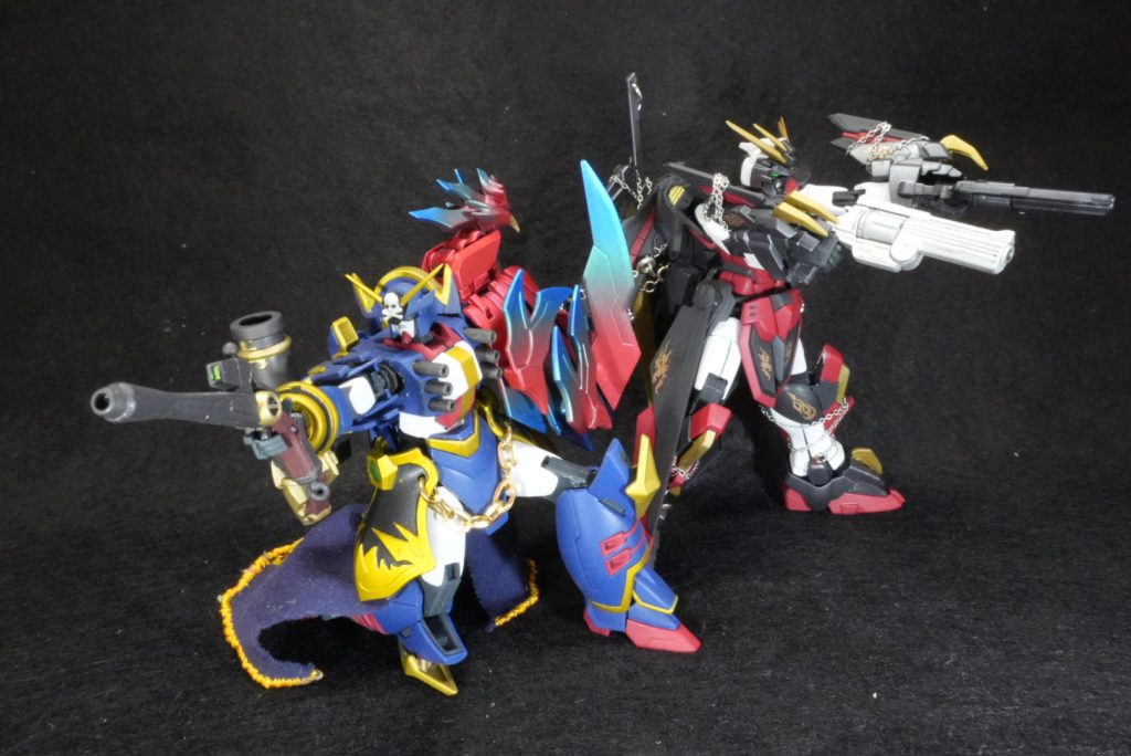 同じシリーズから前回作ったゴッドガンダムと並べてみました。…作るか、オリジナルシャッフル同盟…！