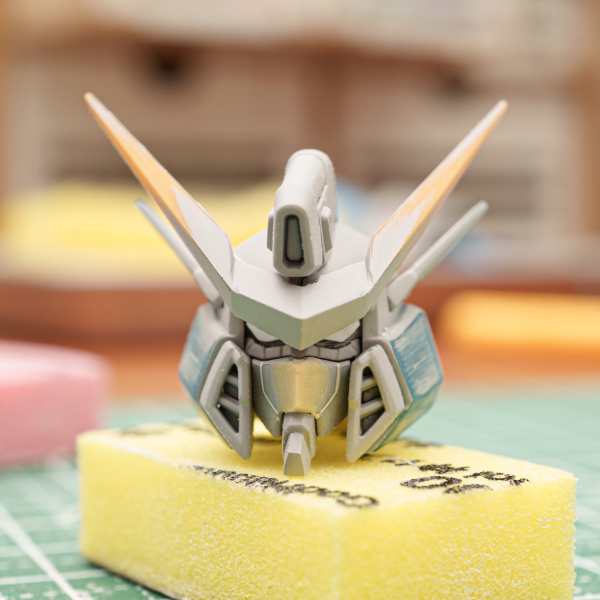 パテで色々やってみた！肩の裏側は普通に埋めてプラバンでやった方が良さそう...（1枚目）