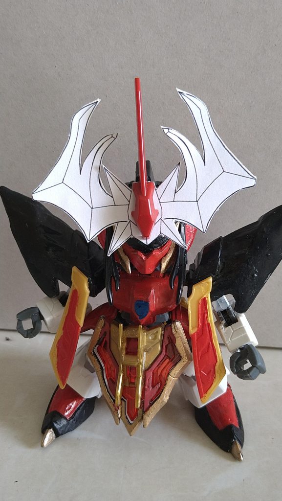 角はもう作るしかなかったので一旦コピーを貼り付けてみて、EXSDのシナンジュ角で止めてみたところからちょっとずつ盛っていきました。肩もだいぶパテパテしました