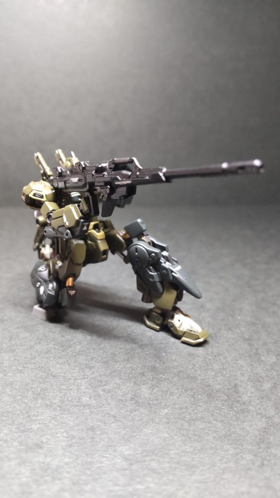 長距離からの膝付きショット！