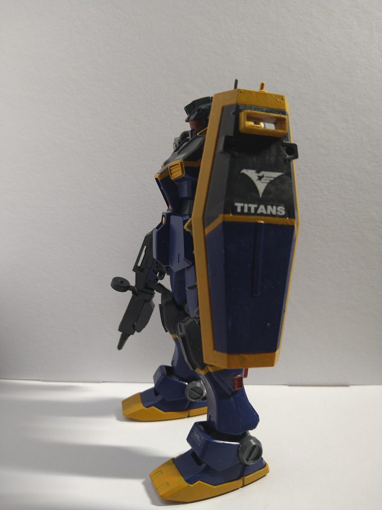 T3のマークがあればよかったんですが手持ちに無かったので、ノーマルティターンズのマーキングを。