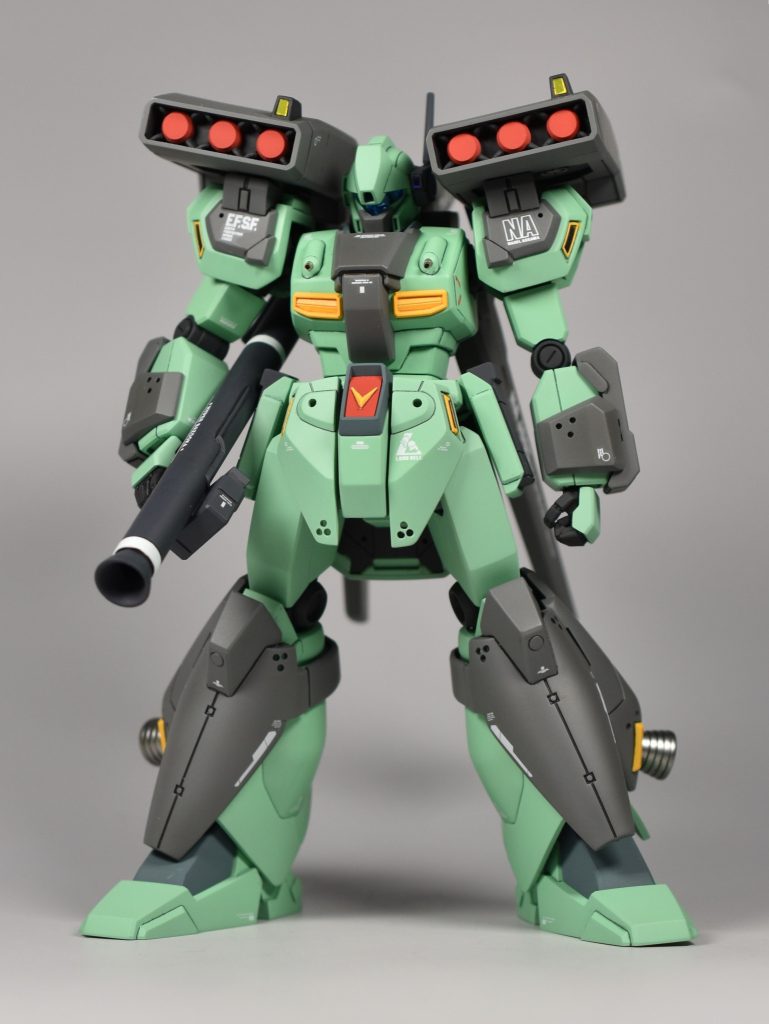 すこぶる出来が良いキットで、バーニアのビルダーズパーツや出力品への換装以外ほぼ素組みです