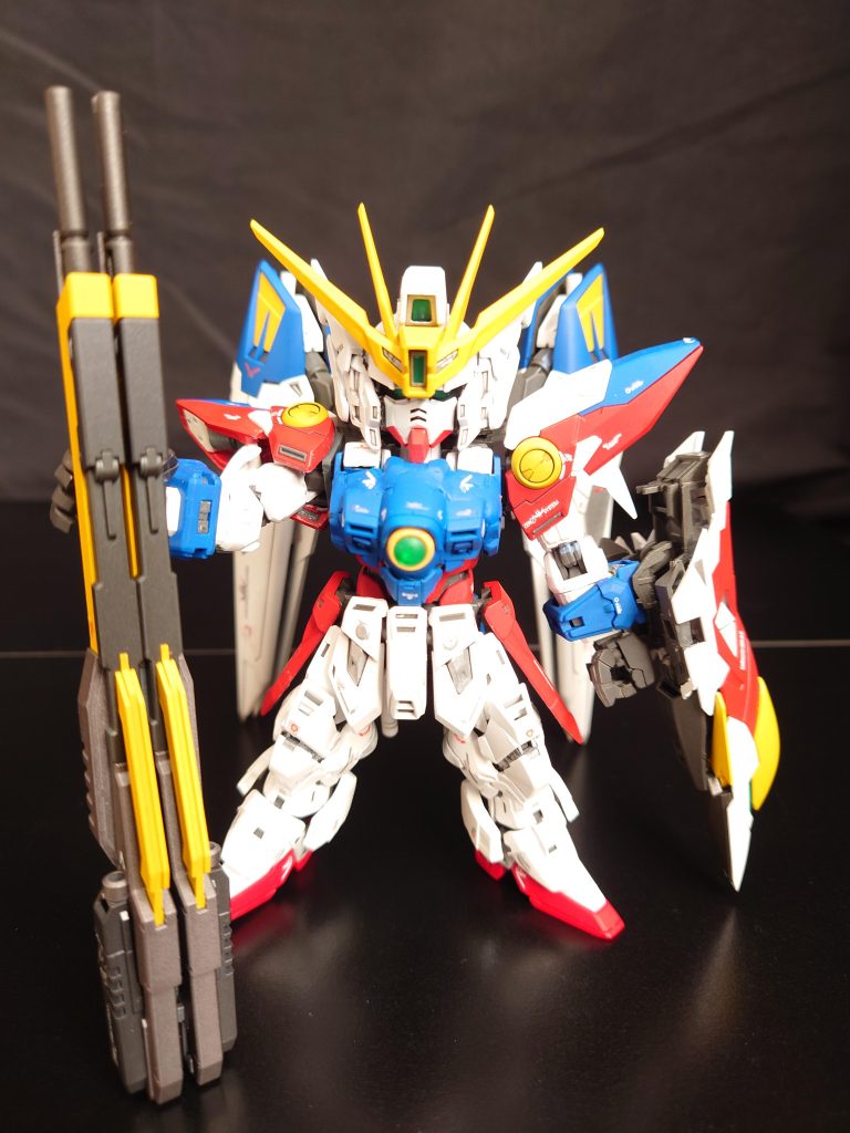 MGSDウイングガンダムゼロEDをベースにRGウイングガンダムゼロ、MGウイングガンダムプロトゼロ、SDEXウイングガンダムゼロのパーツをそれぞれ使用し自分なりにアレンジして組み合わせてみました。
