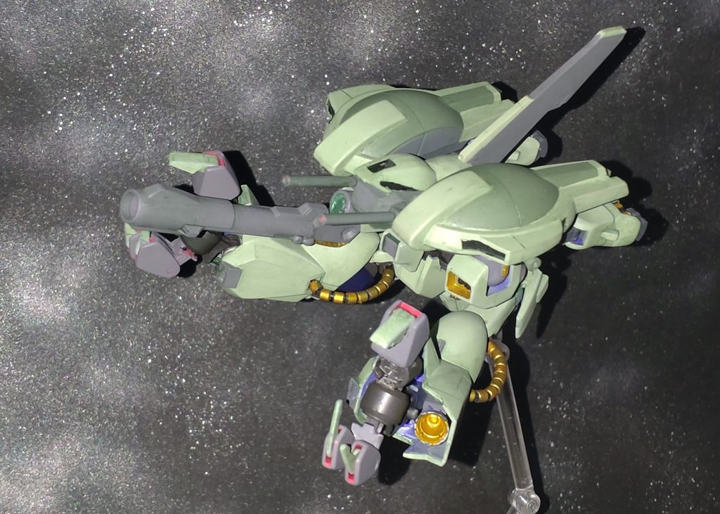 逆シャアの時期にこのカラーで運用されていたという脳内設定です。ユニコーンでも運用されていたのですから、恐らく活躍していたことでしょう。