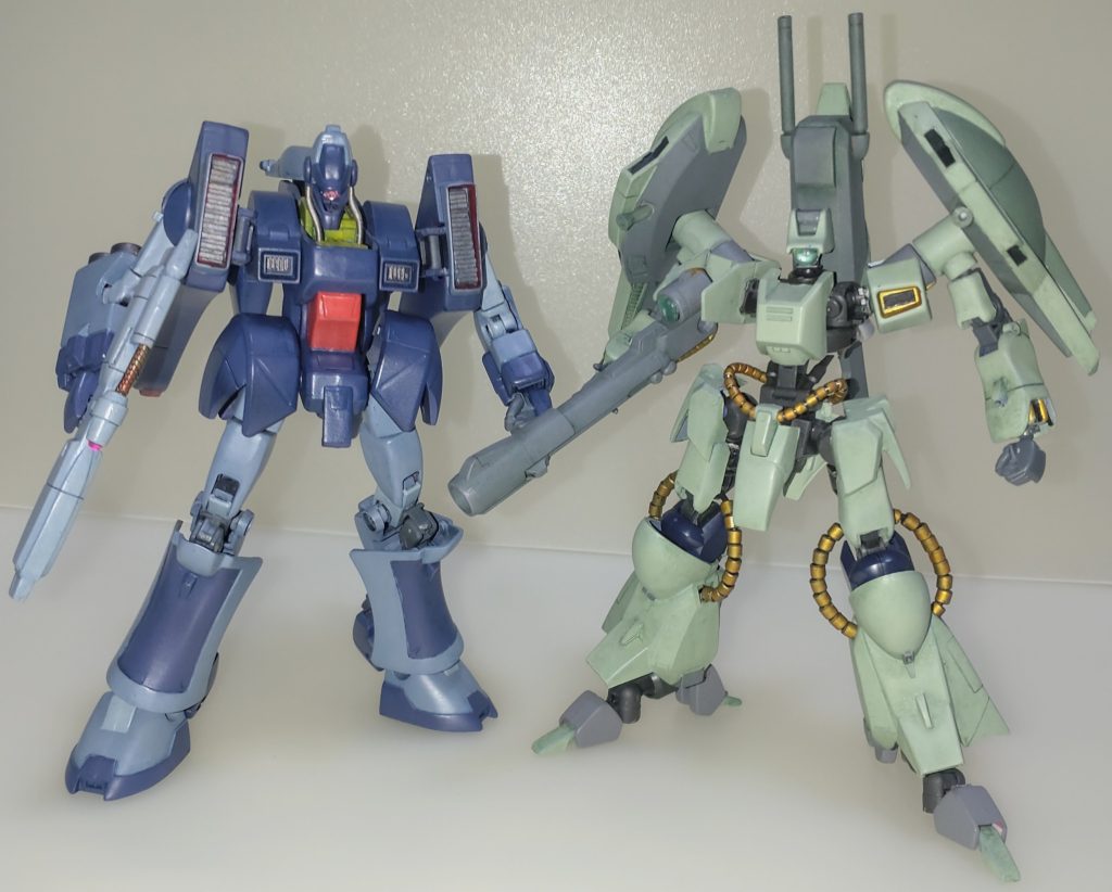 ガザシリーズということで以前載せたガ・ゾウムとのツーショット。両キット共に作り込んでいるということもありますが、同じ系列の機体とは思えません…😅