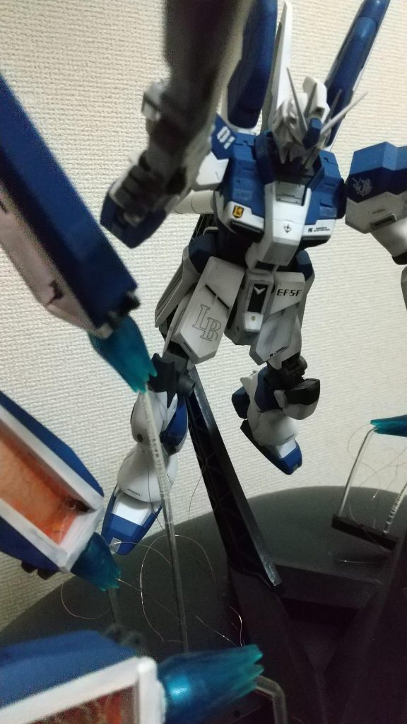 HI-ニューガンダム–3枚目/制作者：ちっぷ