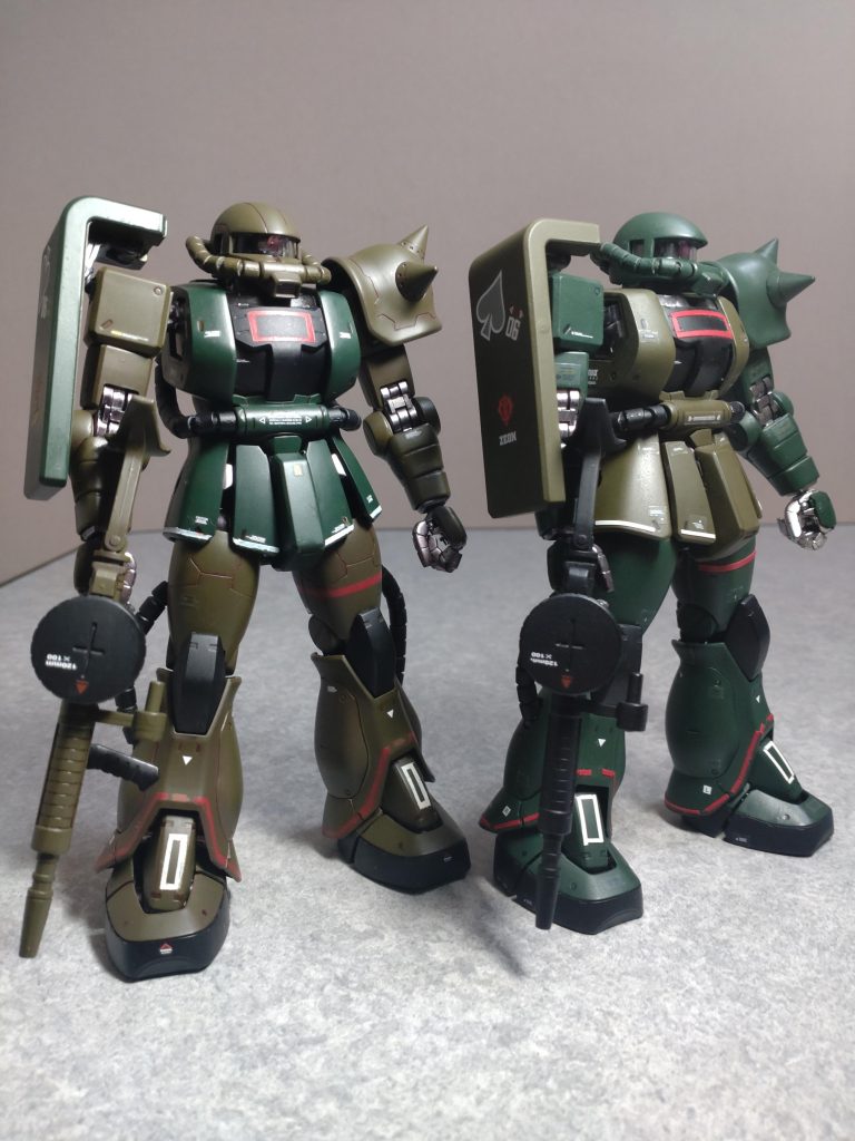 昨年アップしたグフとザクと組み合わせる為オリーブ色ザクを今回作成しました。昨年のリアルタイプザクと色をてれこにして2体並べたらかっこいいだろうなと思い…。