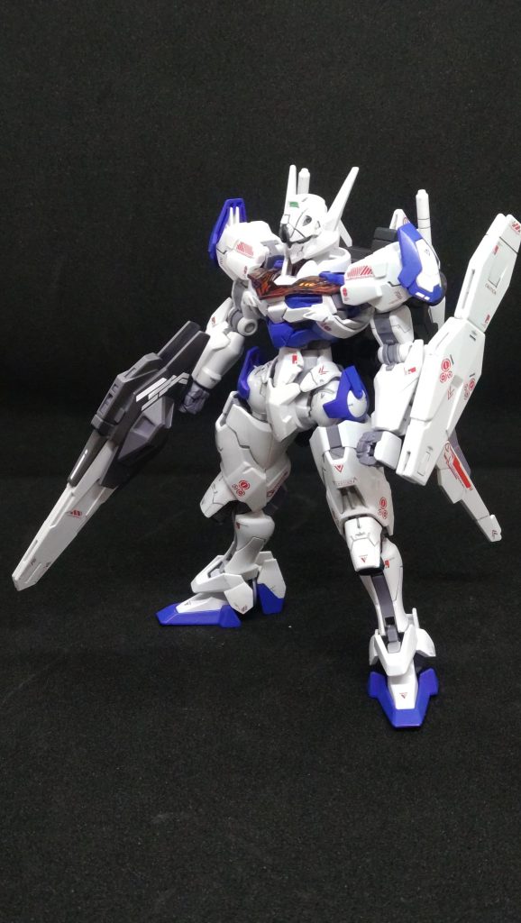 何となく青と白で仕上げたくなり、こうなりました。