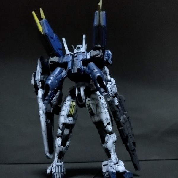 エアリアル改修型なんとか完成してイベント終了3分前に投稿できました🤣本当に危なかった😭でも急いだせいか青色が暗すぎて納得がいかないので、青色部だけ再塗装します💦のでこちらの完成投稿は2、３日遅れますのでお許しくらさいね🙏やはり突貫作業過ぎると、どっかに無理がきますね💦💦（2枚目）