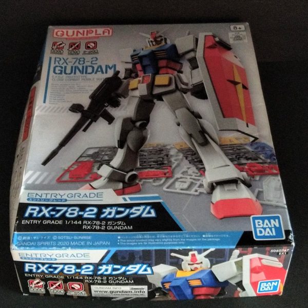 紅白ガンプラ合戦に向けて、ガチなのだと絶望的に時間が無いので、前に素材用に購入したEGガンダムを、間に合うようにサクッと作りたいと思います🤣