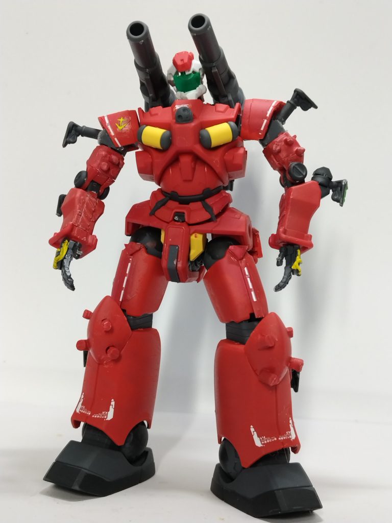 上半身は軽キャノン（＋キャノンもう一丁）、両脚はガンキャノンに一部手を加えました。軽キャノンとガンキャノンで股関節が逆になってて、手こずらせやがって。