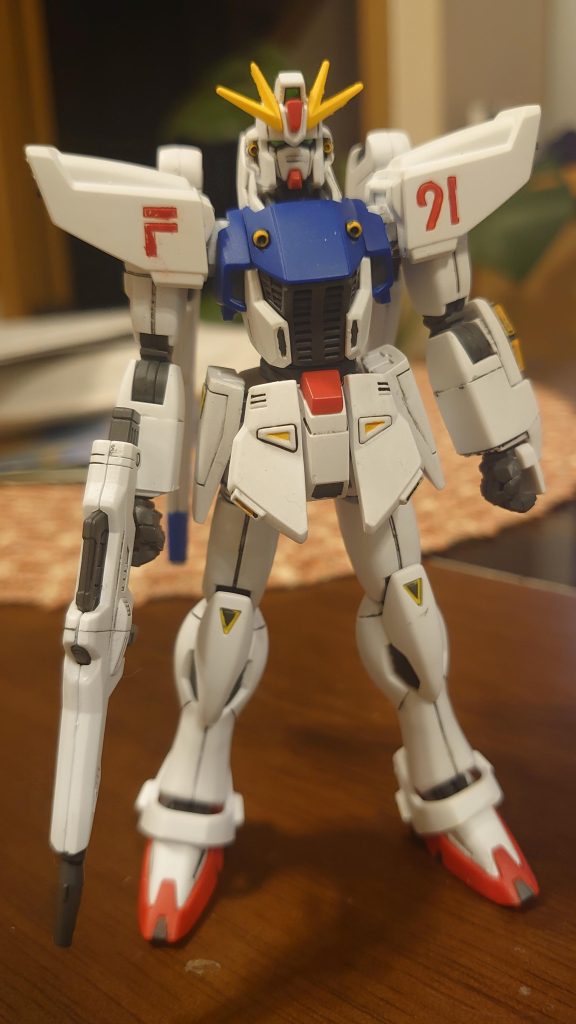 F91　このガンダムは小さい。