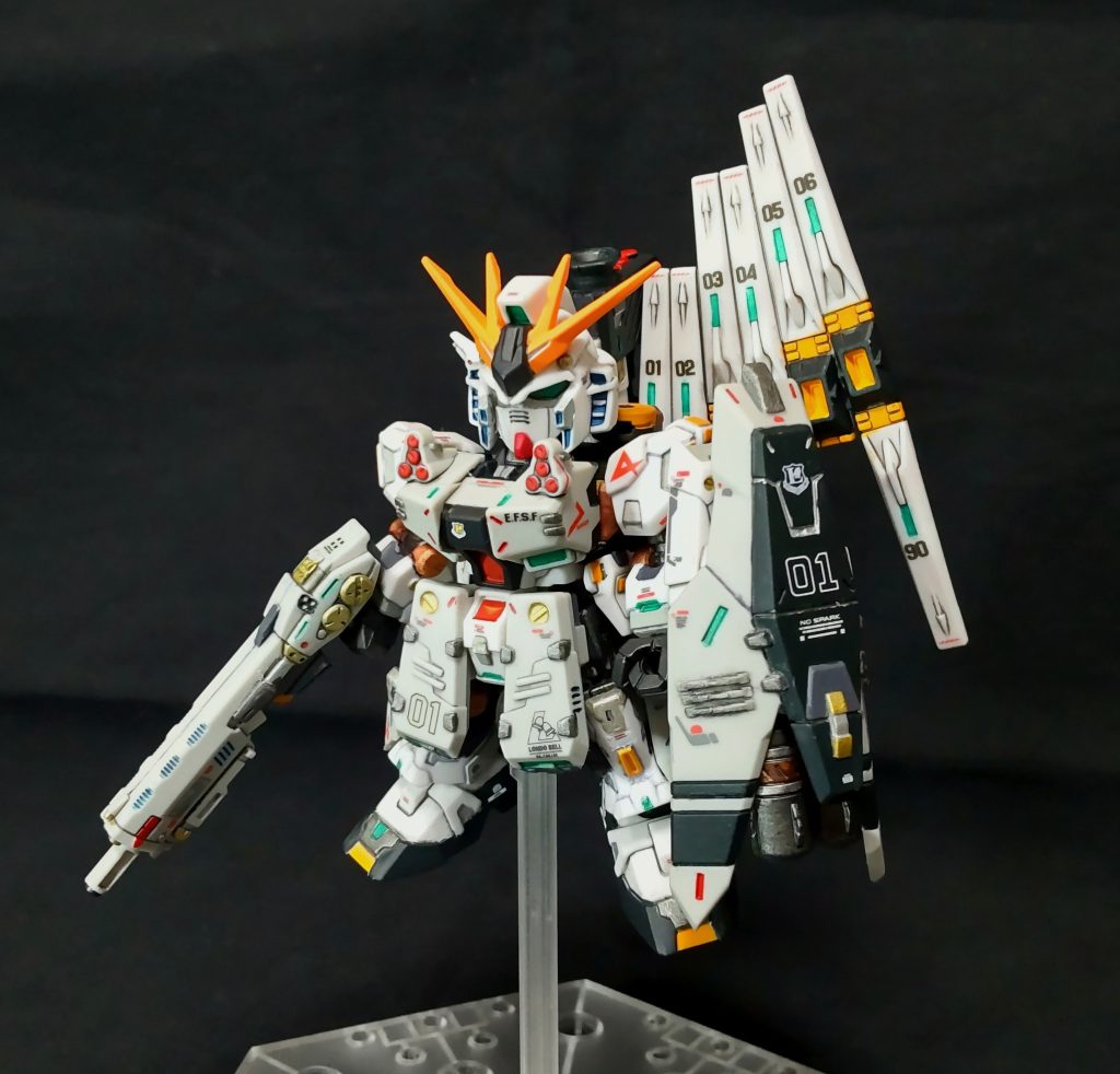 モビリティジョイントνガンダムは、EXパーツ HWS装備を装備した。モビリティジョイントνガンダムは、モビリティジョイント νガンダムHWSになった‼️。モビリティジョイントνガンダムは、仲間を呼んだ❗️。・なんと、RGνガンダムDが現れた❗️。