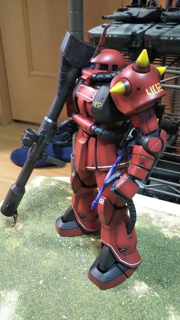 左斜め前💦ギレンの野望ゲーム内ではFザクにジョニー・ライデンのっけて改造すると出るらしいです。