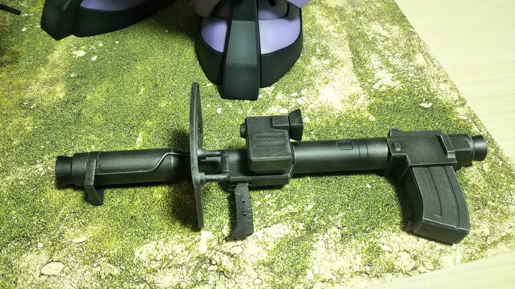 携行火器💦ラケーテンバズ💦あわせ目消しが大変でした（グリップ以外旧仕様💦）