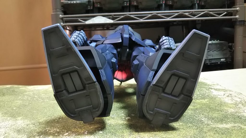 下から(*ﾉωﾉ)