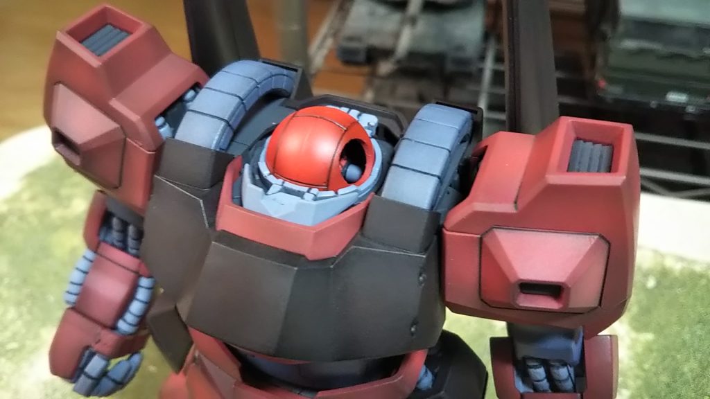 頭にコクピット（ハロではない）