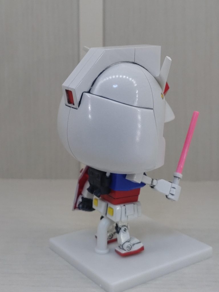 むむむビームサーベル3本?!