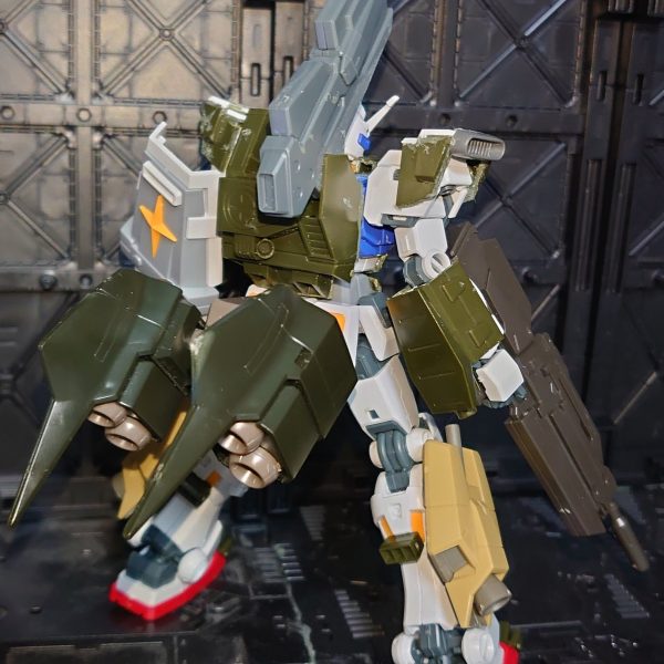 塗装していきます(`･ω･´)今週中には完成させてガンスタの紅白に出したい（2枚目）