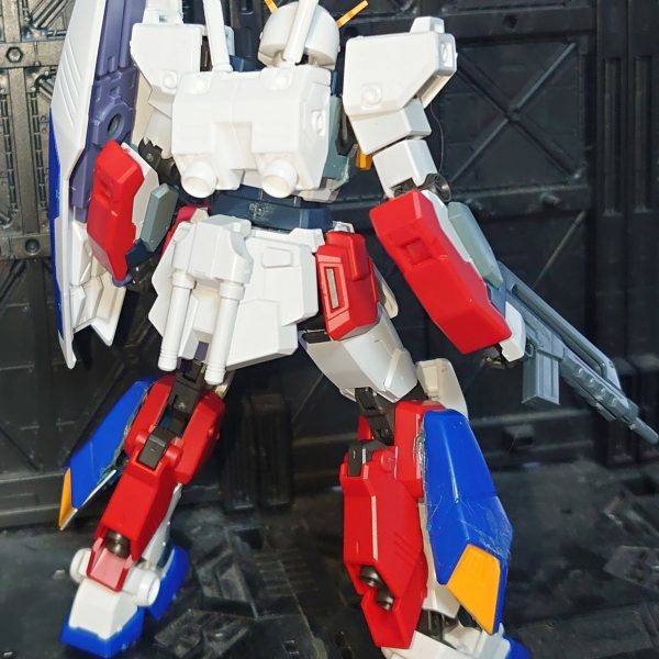 RX81ライトアーマーとアレックスをミキシングしよう！とか思いついて始めました(`・ω・´)皆さん良いお年を・・・（3枚目）