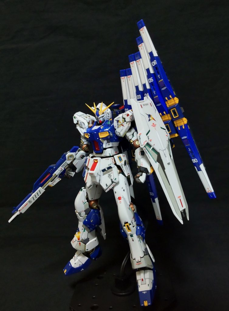 RGνガンダムAは仲間を呼んだ❗️。・ロング・レンジ・フィン・ファンネルが現れた❗️。