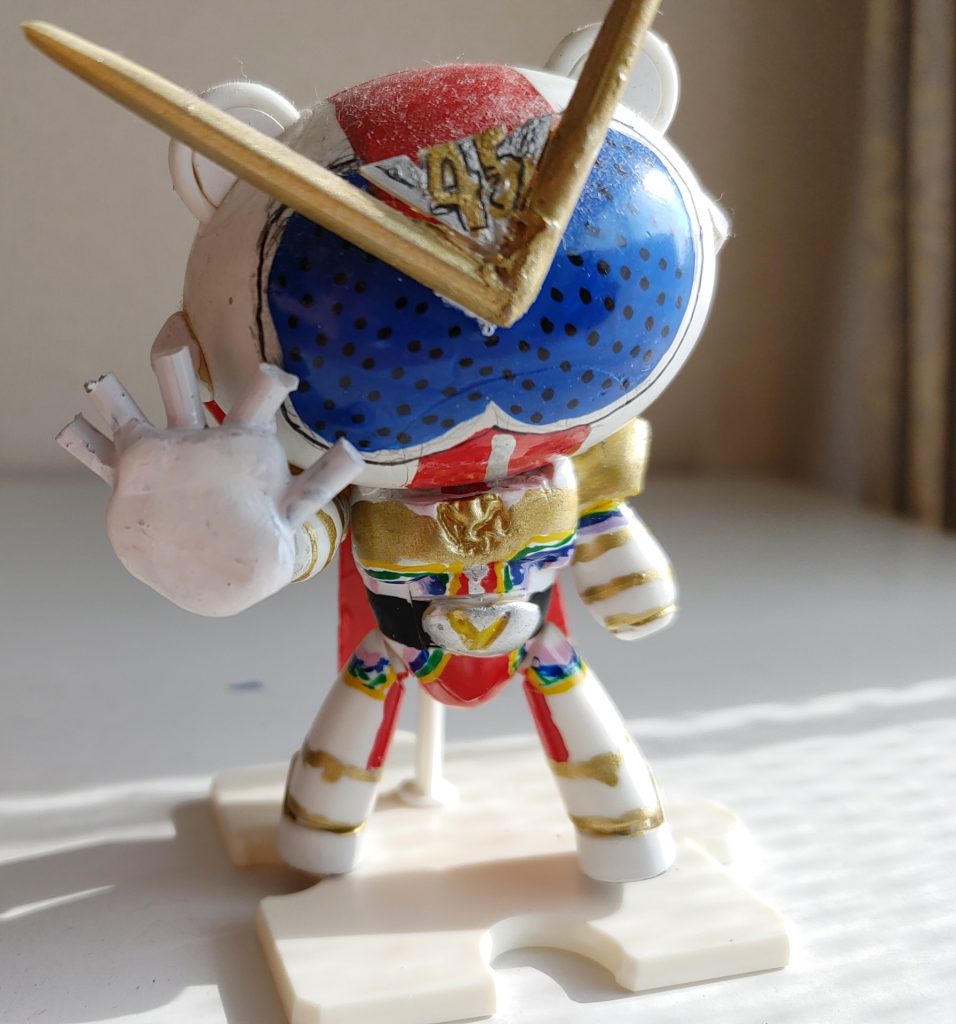 「呼んだ?」「貴方たちは揃ってないし、作る腕もなし…^_^;」