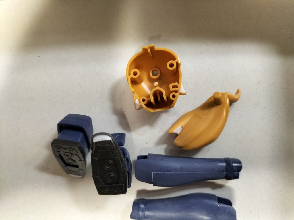 目立つ肉抜きと合わせ目は消しました✨