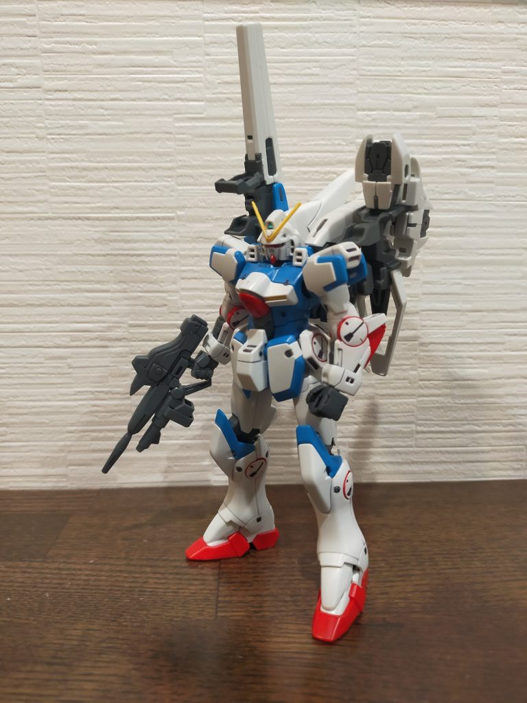 腕、足、腰の赤丸は塗装しましたあと部分的な黒いところも同じく…