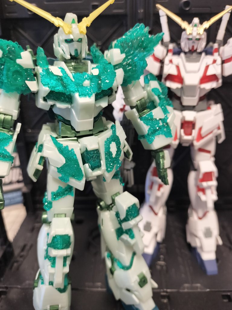 こちらは光沢トップコートで仕上げました。並べると印象が結構違います！写真で伝わらないかな💦