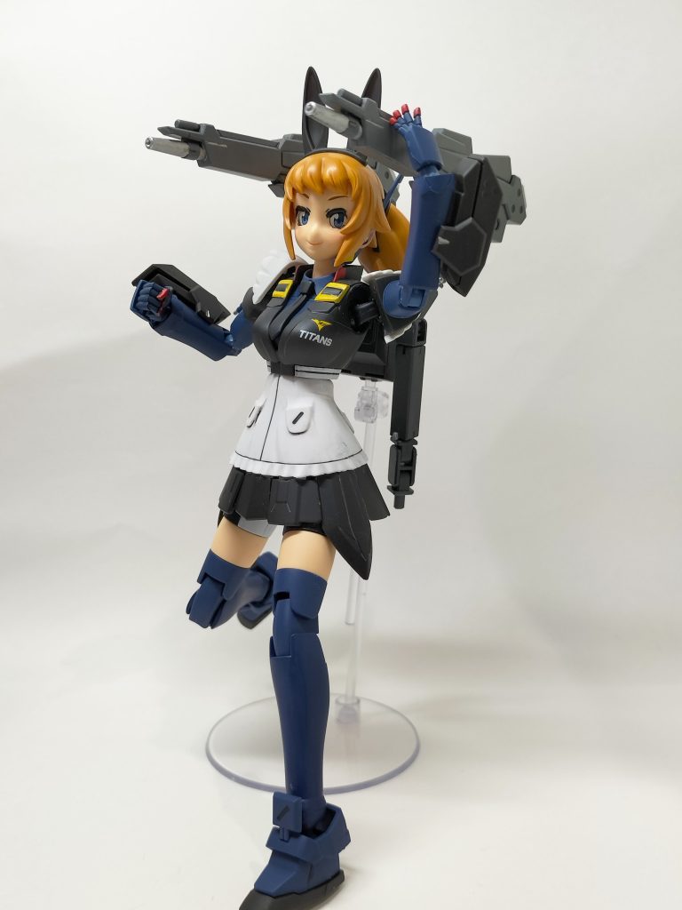 バックキャノンもフレキシブルに可動✨️zのハイメガランチャーみたいなデザインですね(gundam-kao6)シールド付け忘れてますね(gundam-kao5)